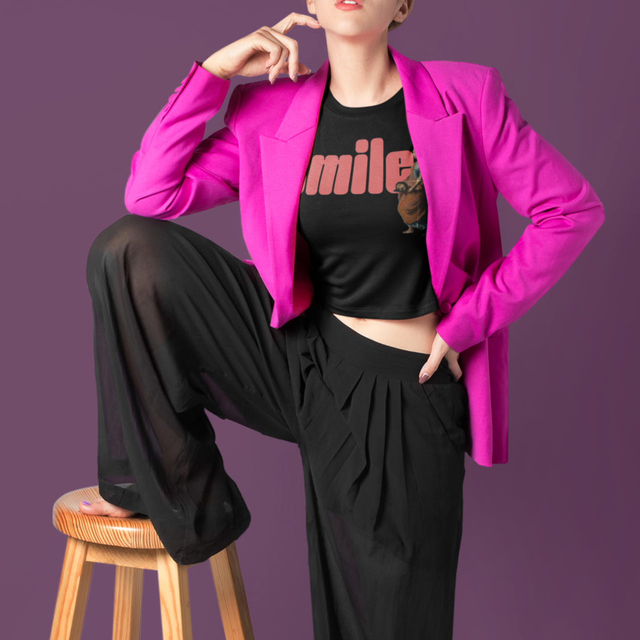 smile | feminist salome t-shirt