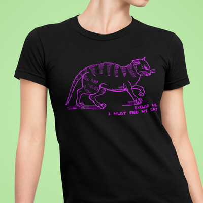 I must feed my cat | vintage design t-shirt
